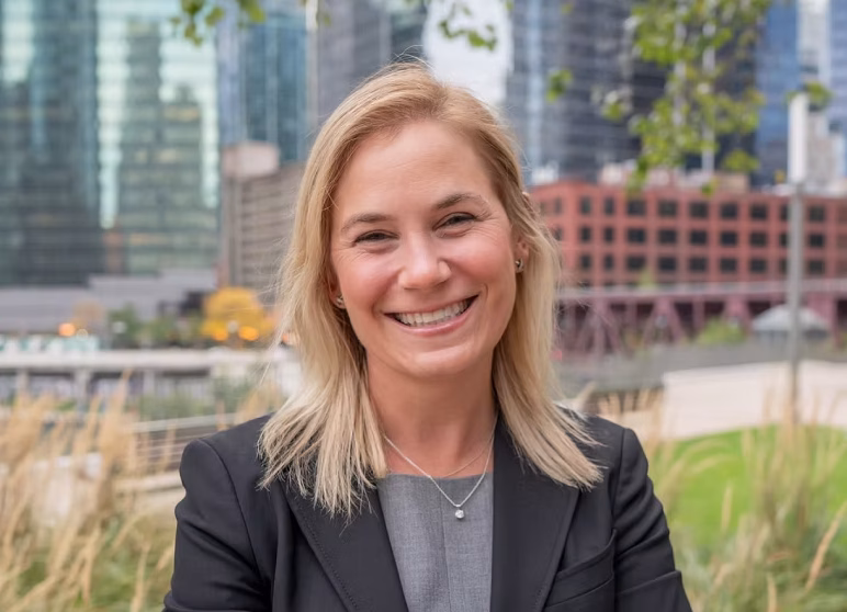 Bringing over a decade of investment management expertise, Nina leads Erie Street's investor relations program, serving as a vital bridge between our investors and internal teams while strategically fostering relationships with both existing and prospective investors.